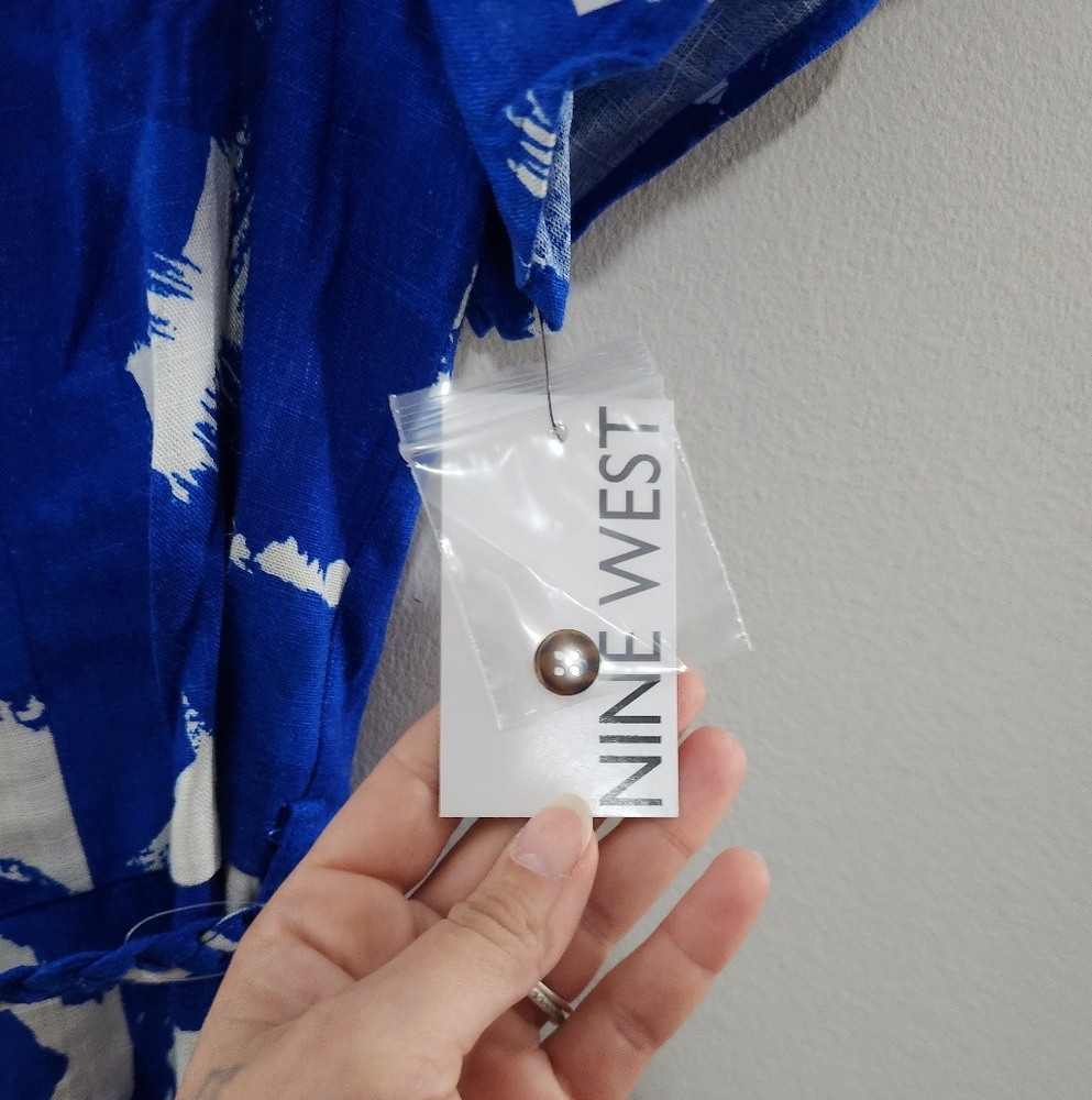 NWT Nine West Abstract Blue and White Dress - Picture 4 of 6